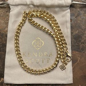 Kendra Scott necklace SOLDDD ‼️‼️‼️